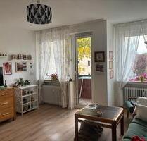 VON PRIVAT: Charmante 2-Zi-Wohnung mit 2 Balkonen & EBK in Bremen