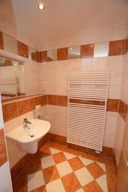 Foto - Lerchenstraße ab 01.07.: 2-Zi-Whg mit Balkon und schönem Bad