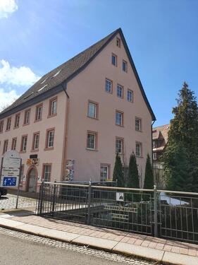 Foto - WG-Zimmer direkt neben der Aula mit Parkplatz