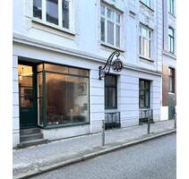 Traditionsreiches Ladenlokal mit Charme - perfekt für kreative Kunsthandwerksbetriebe - Hamburg Altstadt