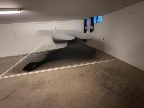 Foto - Tiefgaragenstellplatz zu vermieten