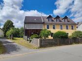 Foto - Historisches Bauernhaus mit Renovierungsbedarf