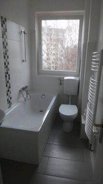 Foto - Provisionsfrei 2-Zi.Wohnung,Balkon, ruhige Lage Rudow,Nahe U-Bahn