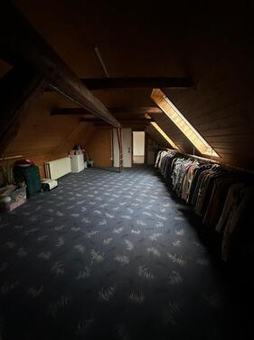 Foto - 5 Zimmerwohnung zu vermieten - 700,00 EUR Kaltmiete,