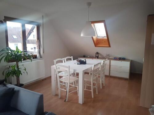 Foto - 3 Zimmer Dachgeschoss-Wohnung - 750,00 EUR Kaltmiete,