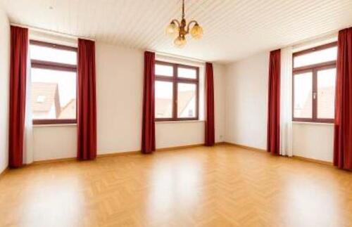 Foto - 6 Zimmer Etagenwohnung in Ebringen