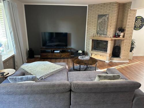 Foto - Helle 4,5 Zimmer 140qm Wohnung mit Terasse und Garten in OT Siev.