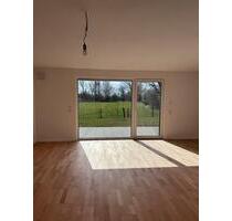 Großzügige 3-Zimmer-Wohnung mit Terrasse und Garten - Oldenburg in Holstein