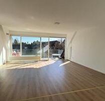 Frisch renovierte, moderne und offene 2-Zimmer-Wohnung im 2.OG - Viersen Boisheim