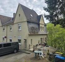 Modernisiertes Zweifamilienhaus mit separaten Eingängen - Altena