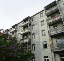 Urbaner Wohnkomfort trifft Ruhe: renovierte 3-Zi.-Whg. mit Balkon *ab Frühjahr 2026* - Dresden Altstadt