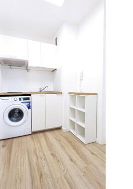 Foto - 1-Zimmer-Wohnung, S-Hofen (Max-Eyth-See), Süd-Balkon, möbliert