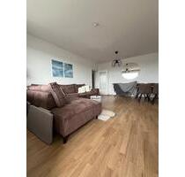 Helle 2-Zimmer Whg mit EBK, Balkon und Garage in Alt-Garbsen