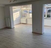 Gepflegte, helle 3 Zimmer WHG, 95qm, Soutterain in Eschborn-Ndh