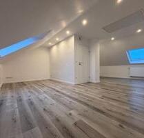 Schönes sonniges Reihenhaus 4,5 Zimmern Frankfurt Nieder-Eschbach - Frankfurt am Main Bonames