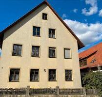 Solides, großzügiges Ein-Mehrfamilienhaus (Bj. 1984) - Oberstreu