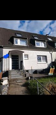 Foto - Ein Zwei Familienhaus zu verkaufen