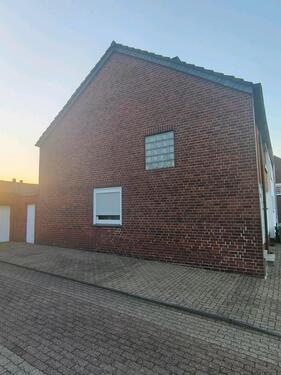 Foto - Einfamilienhaus in Oberhausen zum Kaufen