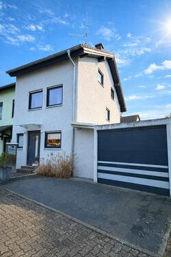 Foto - Viel Platz für die Familie - schönes Reihenendhaus mit schönem Pool und großem Garten