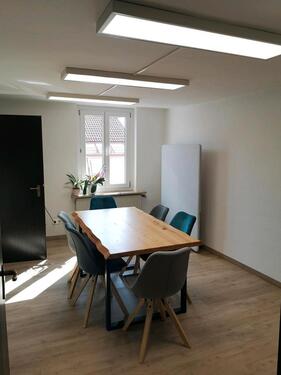 Foto - Büro & Praxis Fläche - 930,00 EUR Kaltmiete,