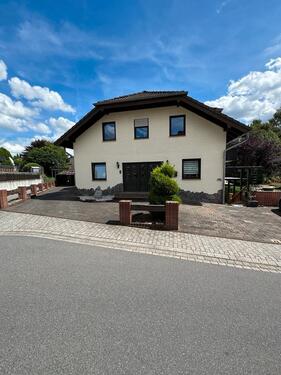 Foto - Komfortable 4ZKB EG Wohnung mit XXL Garage und Gartenanteil