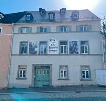 Denkmalgeschütztes Mehrfamilienhaus mit 8% Rendite in Wunsiedel