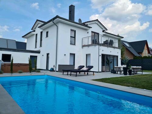 Foto - Check-in ins Eigenheim - 1.500.000,00&nbsp;EUR Kaufpreis, ca.&nbsp; 240,00&nbsp;m&sup2;