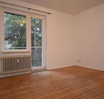 Sofort bezugsbereit: Renovierte 2-Zimmer-Wohnung mit Balkon! - Braunschweig Broitzem