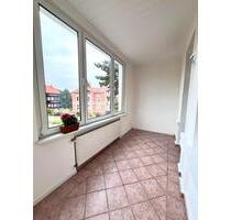 3 Raum Wohnung mit Veranda - 600,00&nbsp;EUR Kaltmiete, ca.&nbsp; 92,80&nbsp;m&sup2; in Blankenburg (Harz) (PLZ: 38889)