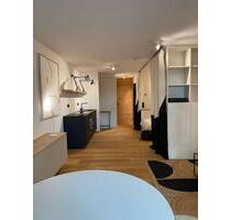 Exklusiv& individuell im Herzen Münchens -Helle 1-Zimmer-Wohnung - voll möbliert