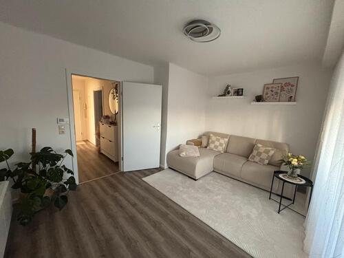 Foto - Helle 2.5 Zimmer Wohnung (ohne EBK)