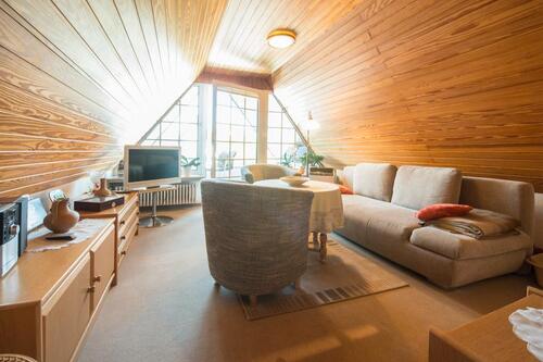 Foto - Dachgeschoss-Wohnung mit Loggia – komplett möbliert in Kurgebiet