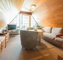 Dachgeschoss-Wohnung mit Loggia – komplett möbliert in Kurgebiet - Bad Salzuflen