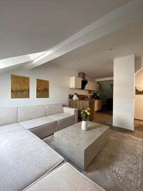 Foto - helle Dachgeschosswohnung- neu saniert