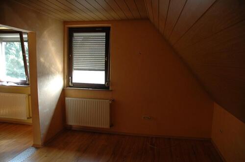 Foto - 2 Zimmer Dachgeschoßwohnung zur Miete in Merchweiler