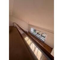 4,5-Zimmer-Wohnung mit Balkon in der Hohensteinstraße, Göppingen - Deizisau