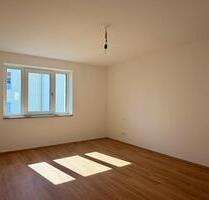 3 Zimmer. Küche. Kernsaniert - 1.555,00&nbsp;EUR Kaltmiete, ca.&nbsp; 74,00&nbsp;m&sup2; in Murnau am Staffelsee (PLZ: 82418)