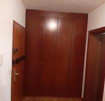2-Zimmer-Wohnung mit Balkon, Tiefgaragenstellplatz & Schwimmbad - Mörfelden-Walldorf
