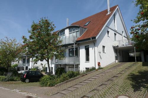 Foto - Großzügige, lichtdurchflutete Doppelhaushälfte in bester Lage !