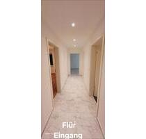 * Sanierte 2-Zimmer-Wohnung in Horrheim * - Vaihingen an der Enz