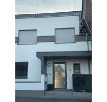 4-Zimmer-Wohnung mit ca. 350 m² großen Garten - Bocholt Stenern