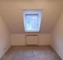 1 ZKB Dachgeschoss - 366,00&nbsp;EUR Kaltmiete, ca.&nbsp; 28,00&nbsp;m&sup2; in Saarbrücken (PLZ: 66133) Scheidt