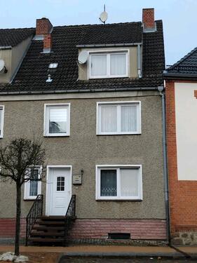 Foto - Einfamilienhaus im Zentrum - 150.000,00&nbsp;EUR Kaufpreis, ca.&nbsp; 120,00&nbsp;m&sup2;