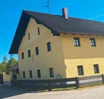 Sehr schönes, renoviertes Bauernhaus mit gr. Schuppen - Bad Füssing