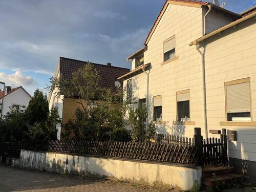 Foto - Zwei Einfamilienhäuser mit Grundstück und Garten in Lauterecken