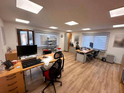 Foto - Gepflegte, helle BüroräumePraxis in Amstetten