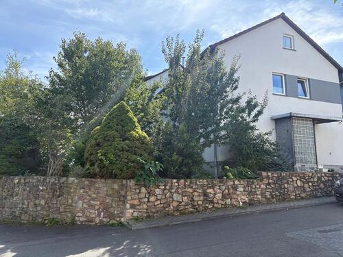 Foto - Attraktives Einfamilienhaus mit Garten auf Eckgrundstück