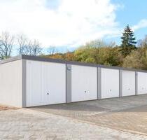 Neubaugaragen in Bispingen am Standort Gewerbegebiet Gillenmoor inkl. Strom u. Licht zu vermieten!