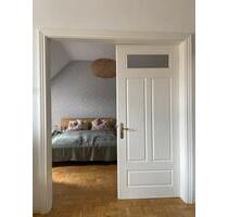 VON PRIVAT: Lichtdurchflutete 5-Zimmer-Altbauwohnung - Hannover Südstadt