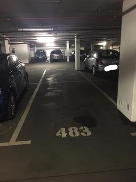Foto - Tiefgaragenstellplatz (Videoüberwacht) zur Miete